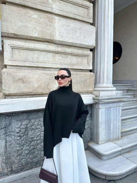 كنزة oversize بقبة